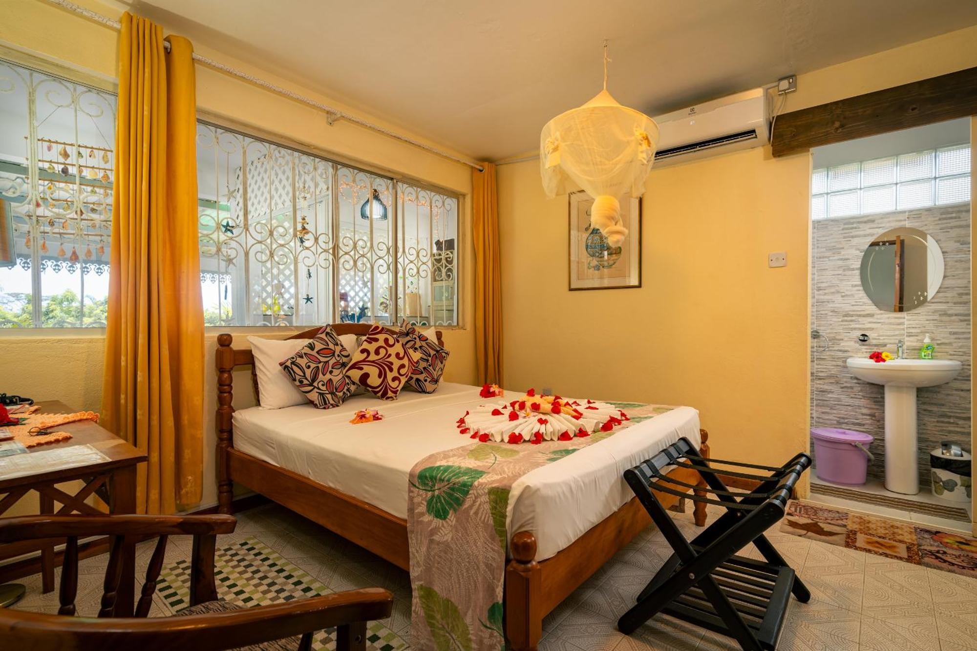 Lodge Lemongrass Beau Vallon (Mahe)