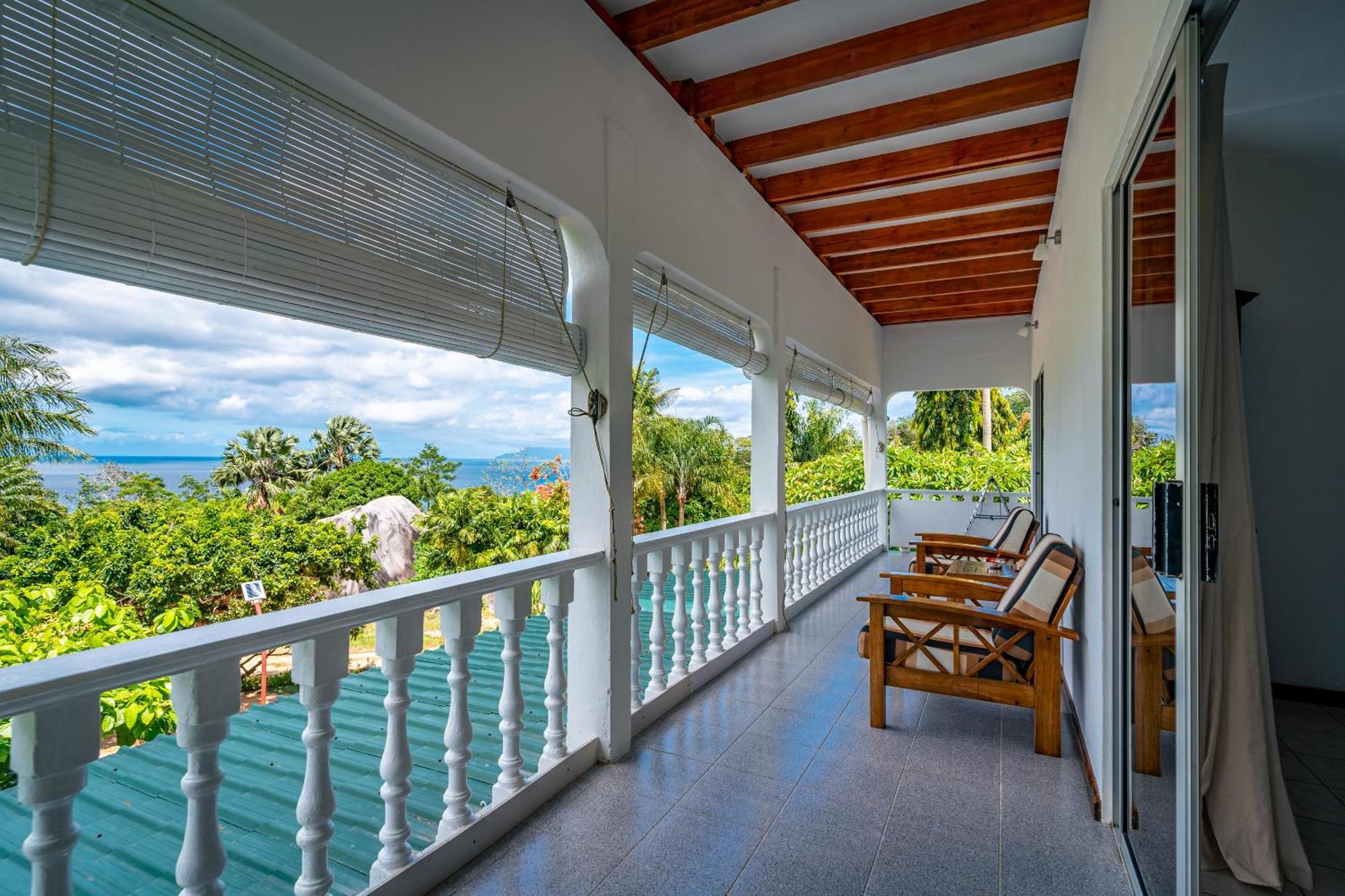 Lodge Lemongrass Beau Vallon (Mahe)
