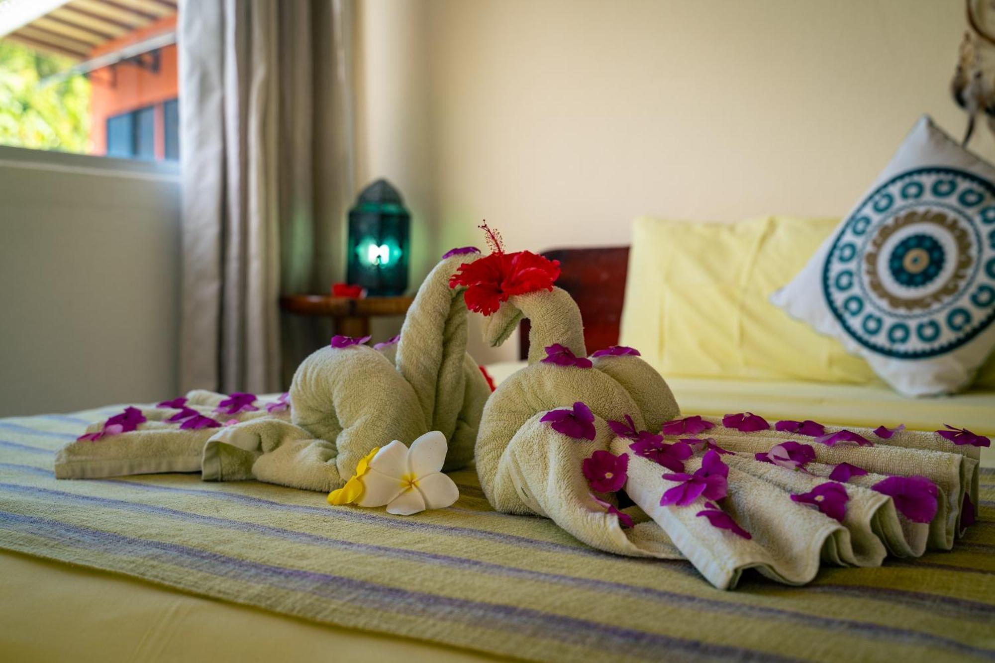 Lemongrass * Beau Vallon (Mahe)