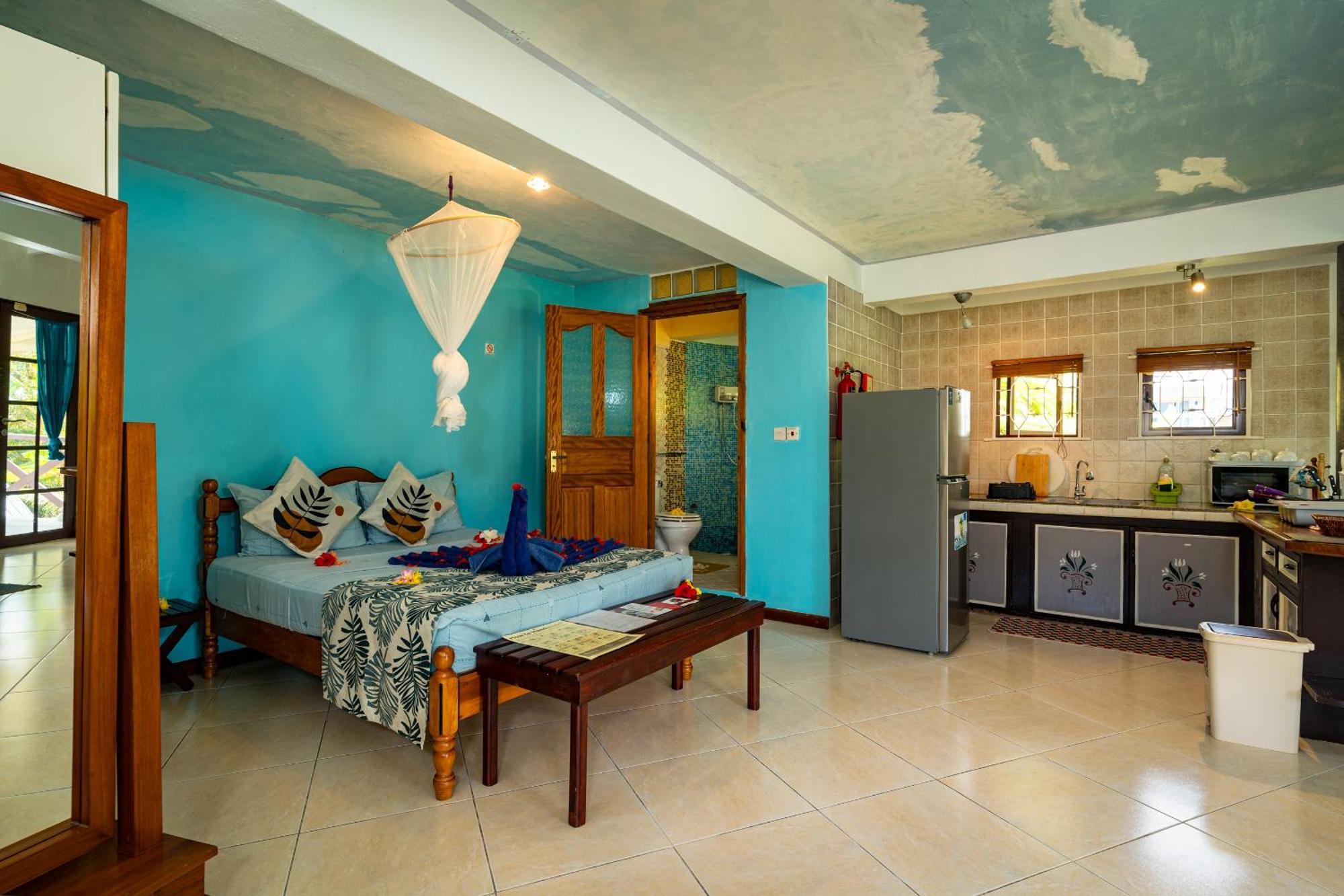 Lemongrass Lodge *
